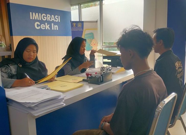 Photo of Imigrasi Singkawang Luncurkan M-Paspor, Urus Paspor Lebih Cepat dan Mudah