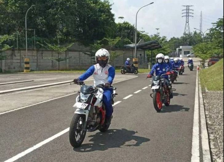 Photo of Raih Peringkat Kedua, Instruktur Safety Riding AHM Tunjukkan Dominasi di Ajang Asia-Oceania Safety Innovative Concept  