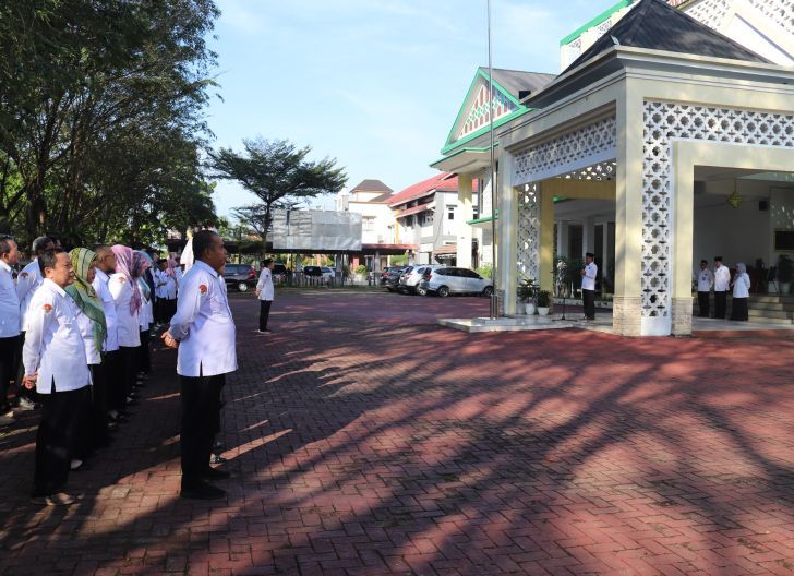 Photo of Kabag TU Kemenag Kalbar Pimpin Apel, Tekankan Disiplin dan Tertib Laporan