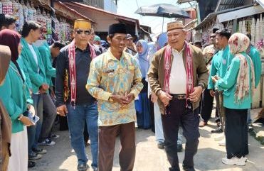 Menembus Batas Laut, Menebar Cahaya Dakwah: Kakanwil Kemenag Kalbar Bina Imam dan Khatib di Pulau Lumukutan