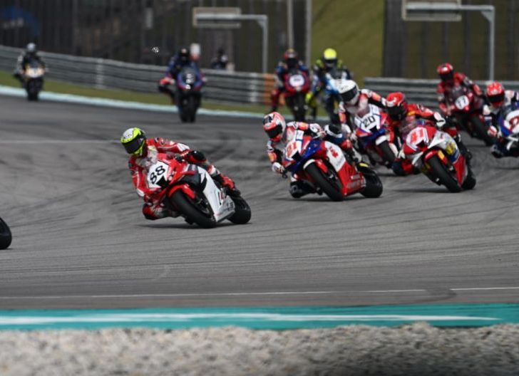 Photo of Dua Pembalap AHRT Tampil Dominan di ARRC Sepang dengan Raihan Podium Juara  