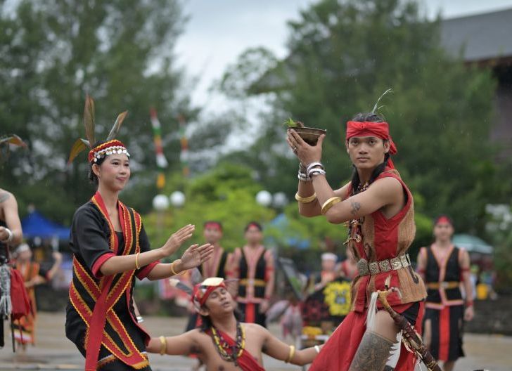 Photo of Naik Dango III Jadi Ajang Pelestarian Budaya dan Penguatan Identitas Masyarakat Dayak