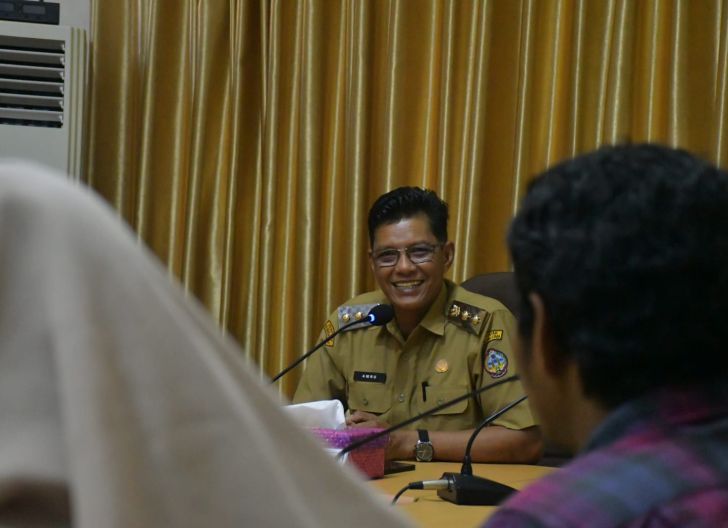 Photo of Wabup Amru Terima Audiensi Panitia Tari Kolosal Semah Laut Karimata: Bahas Sinergi dan Dukungan Pelestarian Budaya