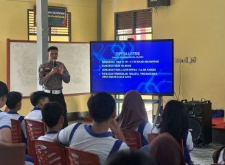 Dari Sekolah untuk Keselamatan, Sat Lantas Polres Sanggau Gencarkan Literasi Berlalu Lintas