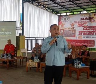 Presidium DKN Kalbar Dorong Pemda Akui Hutan Adat