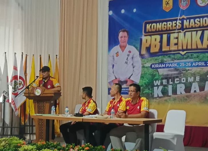 Photo of Paman Birin Terpilih Aklamasi, Shihan Kornelis Wakili Lemkari Kalbar Hadiri Kongres Nasional PB Lemkari di Banjarmasin