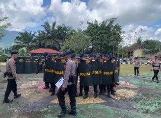 Satbrimob Polda Kalbar Intensifkan Latihan PHH untuk Tingkatkan Profesionalisme Personel