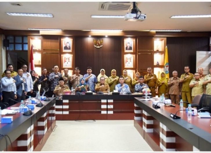 Photo of OJK Kalbar Dorong Inklusi Keuangan Gandeng TPAKD Kubu Raya
