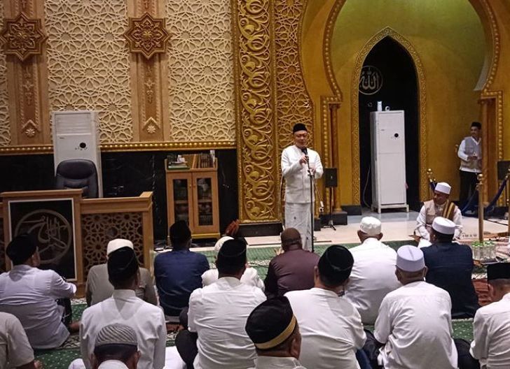 Photo of Wali Kota Minta Jemaah Calon Haji Jaga Nama Baik Pontianak, Hadiri Istigasah Akbar