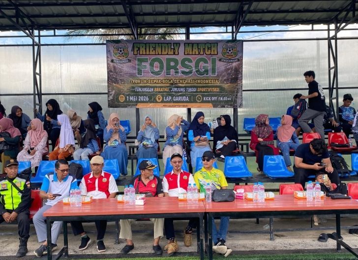 Photo of Forsgi Singkawang Bentuk Karakter dan Mental Juara, Cetak Pesepak Bola Profesional Berakhlak