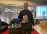 Photo of Peluncuran Buku Kita Belum Dewasa, Sugioto Kembali Lahirkan Karya Luar biasa untuk Masyarakat Kalbar