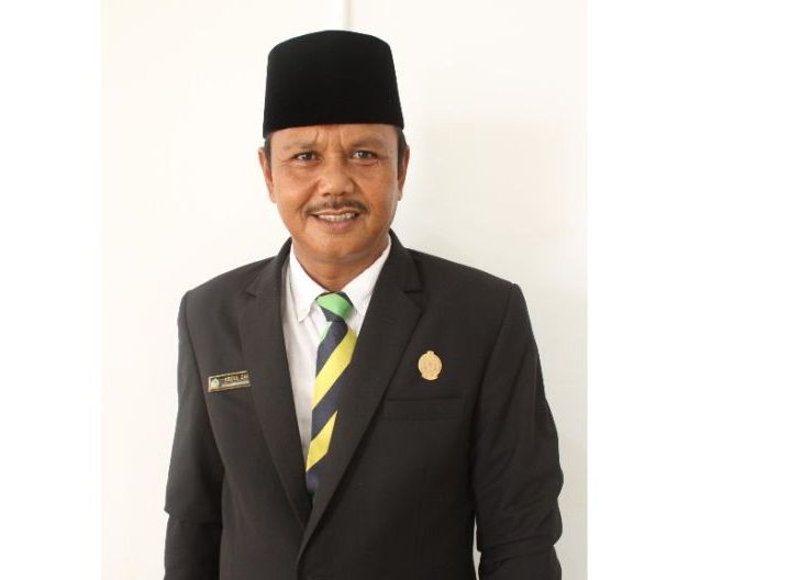 Photo of Dituding dan Diframing, Wakil Ketua DPRD Kayong Utara Tegaskan Menempuh Jalur Hukum