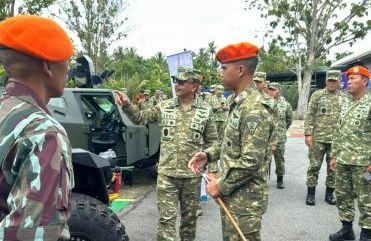 Wakasau dan Kas Korpasgat Kunjungi Yon Parako 466 Pasgat Brajamusti