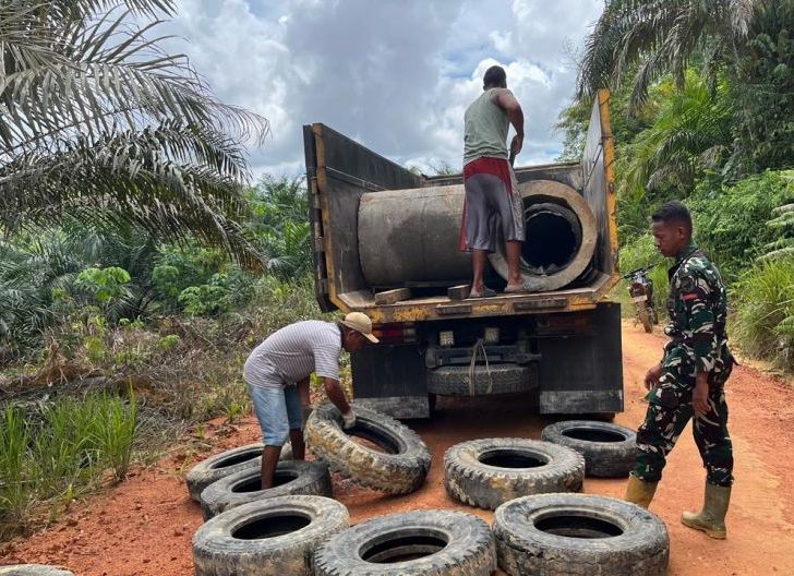 Photo of Gorong-Gorong Mulai Dipasang, Satgas TMMD Pastikan Distribusi Lancar 