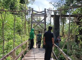 Dandim Landak Tinjau Pembangunan Jembatan Garuda Tahap III dan IV di Menyuke