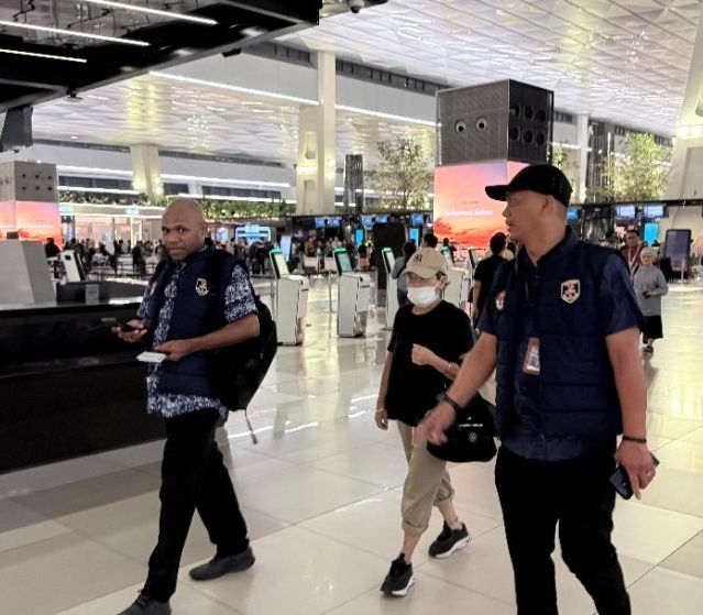 Masuk Indonesia Langgar Izin Tinggal, WNA Hongkong Dideportasi Imigrasi Pontianak
