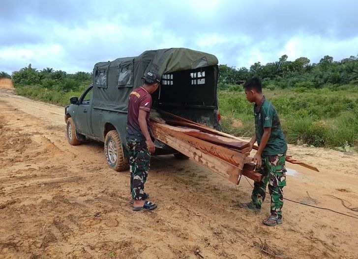 Photo of TMMD Ke-128 Kodim 1204/Sanggau Wujudkan Akses Antar Desa 