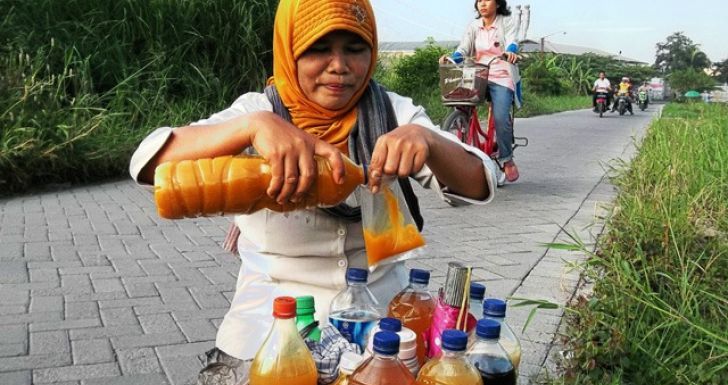 Yuji, Jamu Gendong, dan Tradisi yang Tetap Hidup