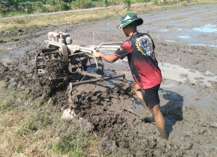 Photo of TMMD Ke-128 Kodim 1204/Sanggau Perkuat Infrastruktur Pertanian 