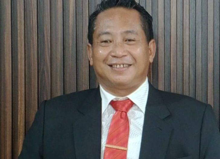 Photo of Vitalisius Paulus Dilantik jadi Kepala Samsat Sintang dan Melawi, Bruder Stephanus: Amanah Lurus dan Pertanggungjawaban Kekal
