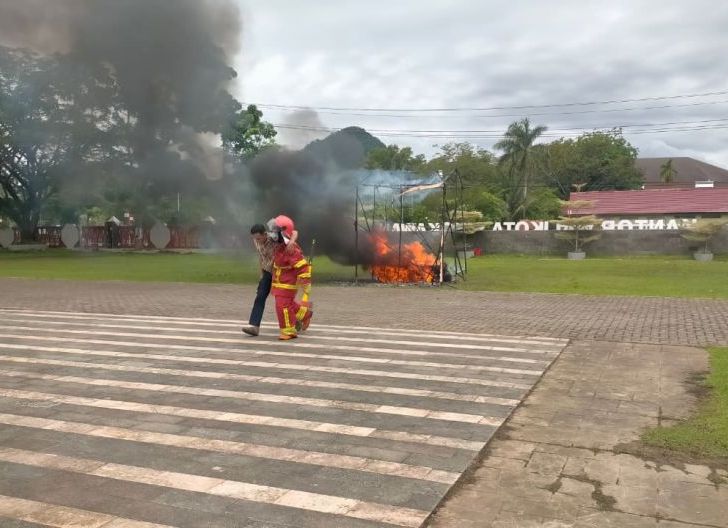 Photo of Pemkot Singkawang Luncurkan Layanan Darurat SIGAP 112