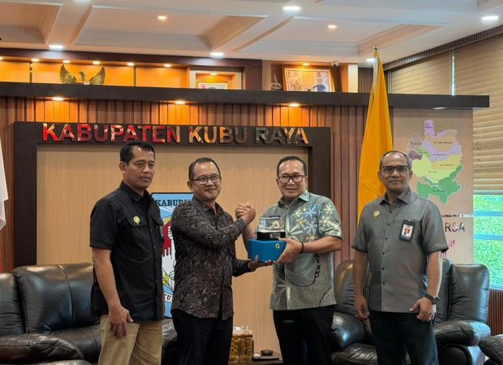 Photo of PLN dan Pemkab Kubu Raya Percepat Penguatan Sistem Listrik Kalbar, GI Ambawang Jadi Kunci