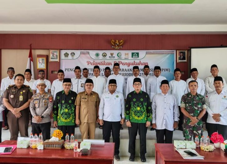 Photo of PD IPIM Kabupaten Landak Dikukuhkan, Dirangkai Pelatihan Imam Masjid hingga Fardu Kifayah