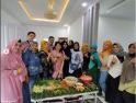 Aroma Masakan dan Mimpi yang Tumbuh di Rumah Bougenville