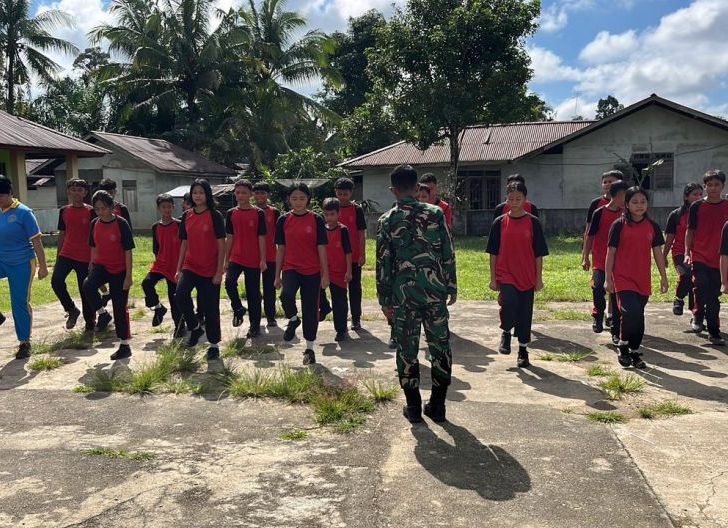 Photo of Satgas TMMD Ke-128 dan Sekolah Bersama Bangun Karakter Pelajar 