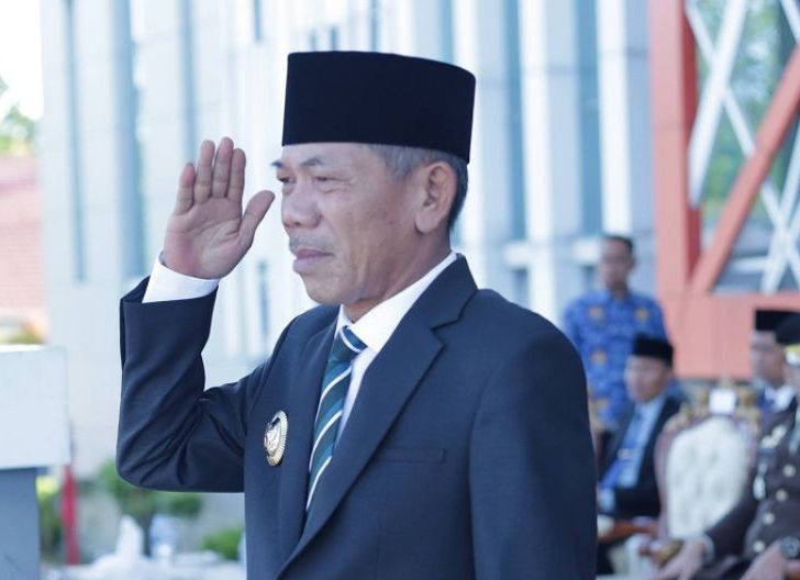 Photo of Upacara Harkitnas ke-118, Wabup Ketapang Tekankan Pentingnya Kedaulatan Digital dan Perlindungan Generasi Muda