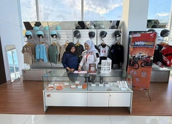 Photo of Beri Penawaran Khusus Honda Vario, Scoopy, dan Vario 160, Promo SeMayNgat dari Astra Motor Kalbar 