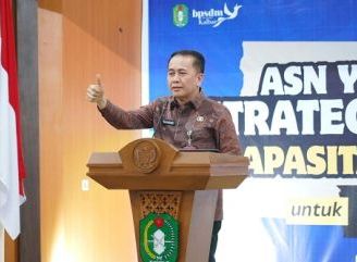 Dirjen Kemendagri Puji Langkah BPSDM Kalbar Kembangkan ASN Muda