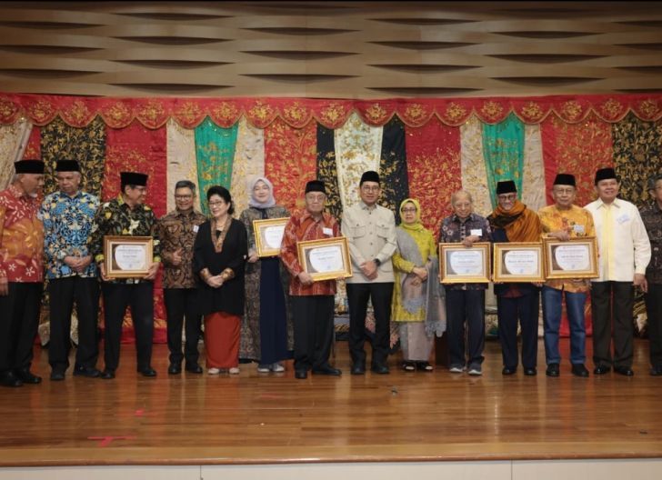 Photo of OSO Hadir di Zoom Silaturahmi Minang Diaspora