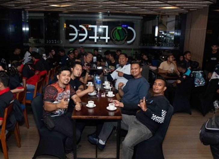 Photo of Silaturahmi Tanpa Batas Perkuat Kekeluargaan Komunitas Motor Honda di Kalbar 