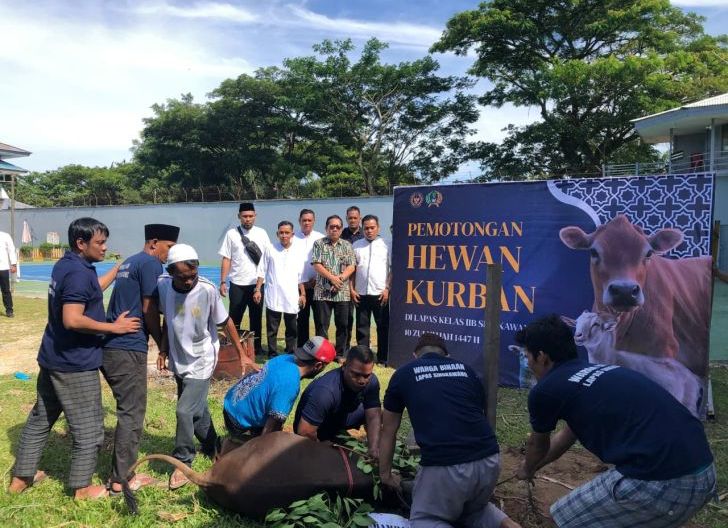 Photo of  Lapas Singkawang Hadirkan Semangat Idul Adha Melalui Ibadah dan Aksi Berbagi