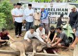 Photo of Meraih Keberkahan Iduladha, Polres Melawi Distribusikan 450 Paket Kurban?