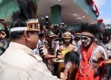 Photo of Tokoh Adat Papua Apresiasi Bantuan Pemerintah untuk Ekonomi Warga