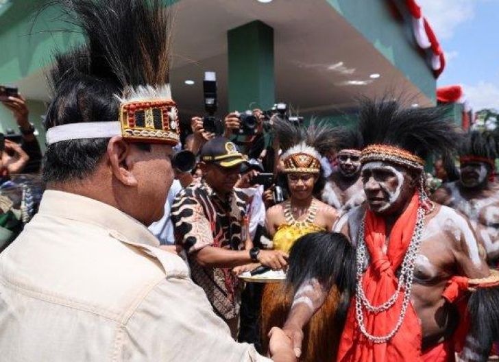 Photo of Tokoh Adat Papua Apresiasi Bantuan Pemerintah untuk Ekonomi Warga