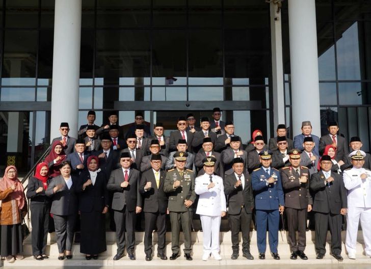 Photo of Bersama Forkopimda Kalbar, Pangdam XII/Tpr Ikuti Upacara Hari Lahir Pancasila 2026