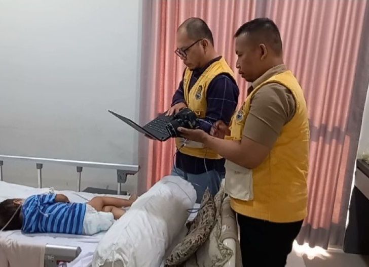 Photo of Hari Libur Bukan Halangan, Imigrasi Pontianak Hadirkan Layanan TANJAK bagi Pemohon Sakit di RS Kharitas Bhakti