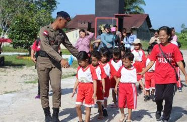 Belajar Jadi Polisi, Anak-anak TK dan PAUD Kunjungi Markas Brimob Kalbar
