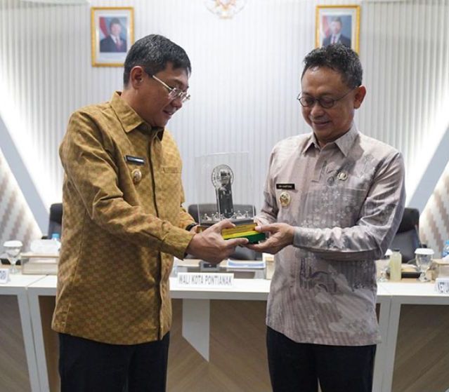 Bupati Toraja Utara Adopsi Budaya Ngopi Pontianak, Dinilai Berhasil Jaga Keharmonisan Umat Beragama
