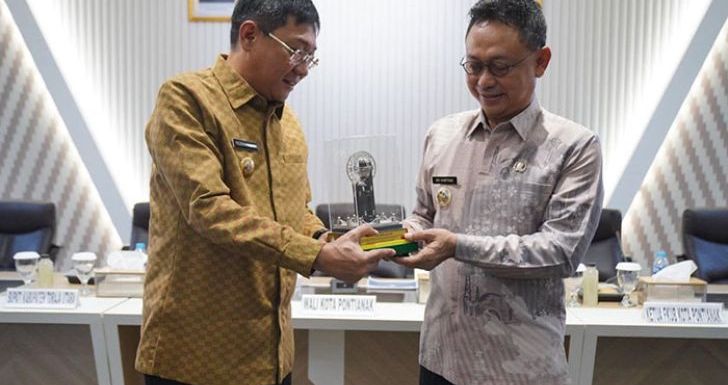 Bupati Toraja Utara Adopsi Budaya Ngopi Pontianak, Dinilai Berhasil Jaga Keharmonisan Umat Beragama
