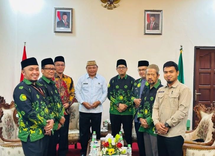 Photo of Menuju Konferensi Imam Internasional, IPIM Kalbar Perkuat Sinergi dengan Kakanwil Kemenag