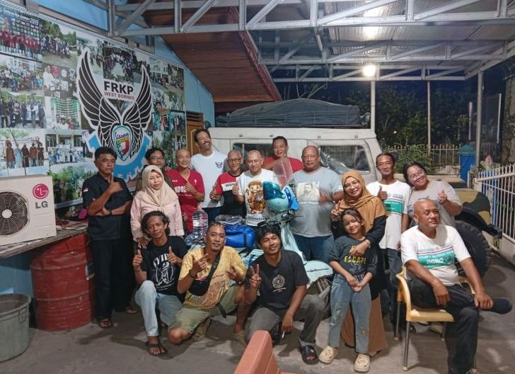 Photo of Malam Persaudaraan di Markas FRKP, Petualang Vespa Dunia dari Italia Merasa Seperti di Rumah Sendiri dengan Keakraban