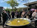 Wujud Kehadiran Polri di Tengah Masyarakat, Brimob Kalbar Ikuti Kegiatan Sosial di PLBN Aruk