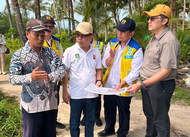 Photo of Tinjau Pantai Arung Parak, Kemenko Infra Dorong Pembangunan Pengaman Pantai untuk Lindungi Kedaulatan dan Masyarakat Perbatasan