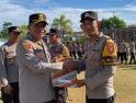 Polres Singkawang Berikan Penghargaan kepada Bhabinkamtibmas Berprestasi