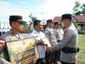 Polres Bengkayang Beri Penghargaan Desa dan Personel Penggerak Ketahanan Pangan