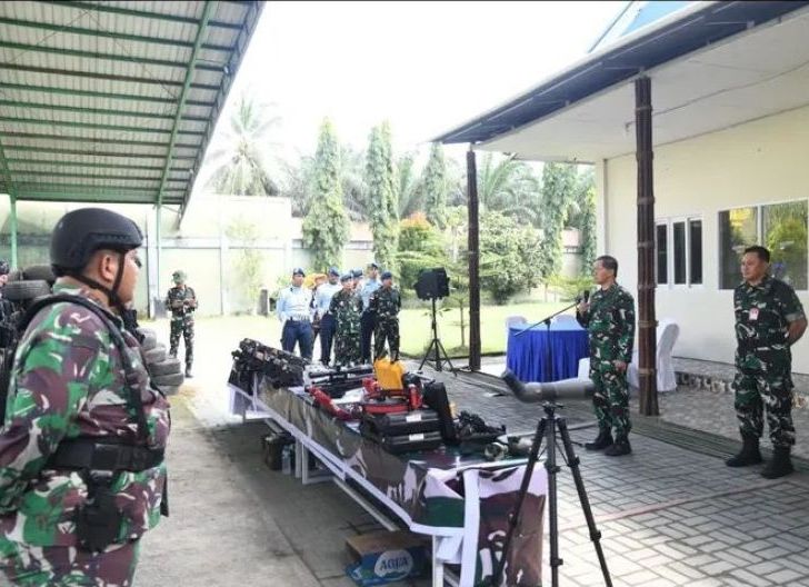 Photo of Pimpin Gelar Pasukan, Danlanud Supadio Pastikan Kesiapan Atlet Tembak Lanud Supadio